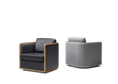 LOUNGE CHAIR